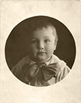 Владимир Лавров, старший сын Лавровых, в день 2-летия. 14 июля 1923 г.
