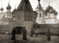 Фотографии до закрытия монастыря