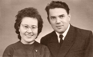 Маргарита Николаевна и Андрей Григорьевич Андрущенко. Северодвинск. 12 ноября 1961 г.